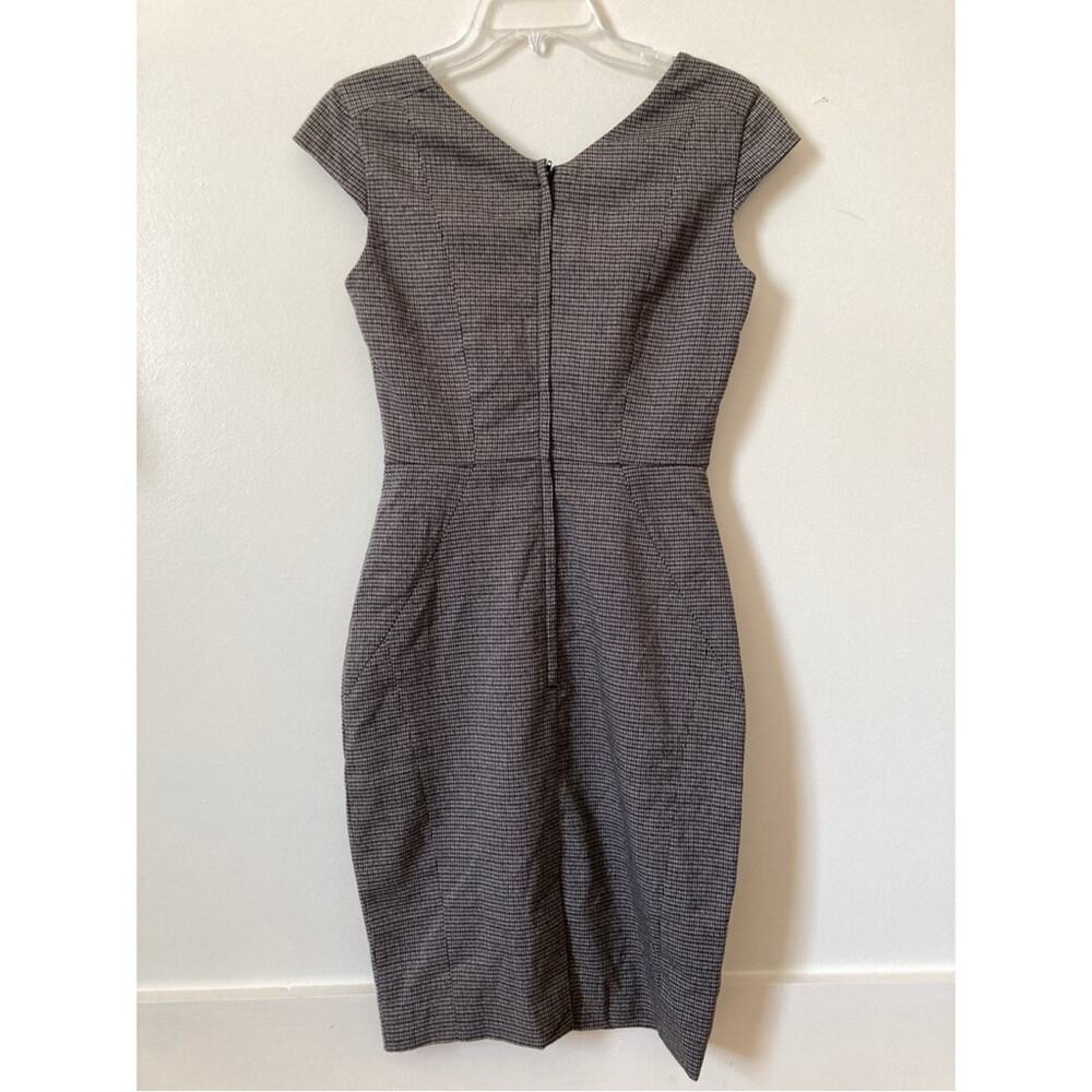H&M Plaid Dress Size 4 - Picture 2 of 12